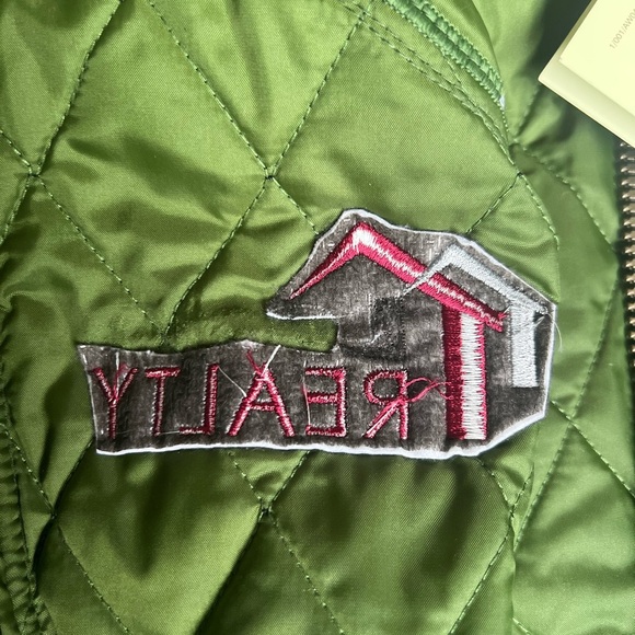 Barbour Summer Liddesdale Gilet Vest Quilted With Custom Real Estate Embroidery - Picture 6 of 13